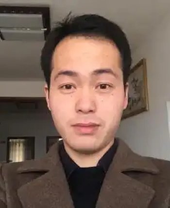 削月斯伯